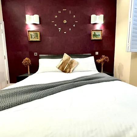 2 Bedroom Apartment In Central London South Kensington By Wild London